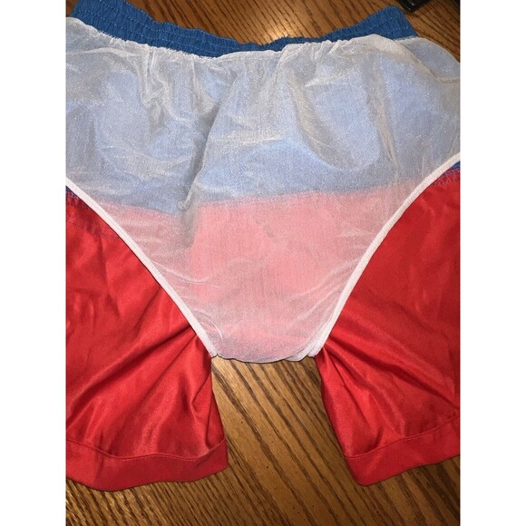 Chubbies Board Shorts Mens Sz M Red Blue ColorBlock Swim Trunks - Picture 12 of 13